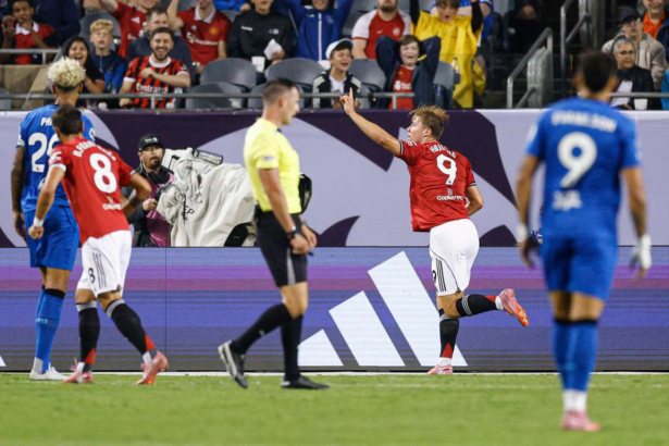 A Manchester United ismet gyozott az amerikai turnen miutan szetszedte a Bournemouth t Chicagoban