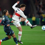 Stuttgart Angelo Stillernel reszleges szalagszakadas tortent