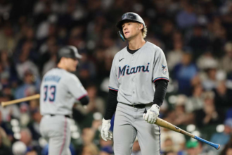 A Marlins tobbsegi hethez elvesziti All Star Kyle Stowers t egy 1 es fokozatu izomhuzodas miatt