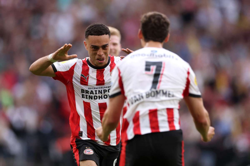 A PSV a Johan Cruyff Szuperkupat nyeri a Go Ahead Eagles ellen kesoi forditassal