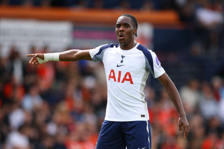 A Tottenham felhaboritja a Mathys Tel iranyaba iranyulo online rasszista tamadas