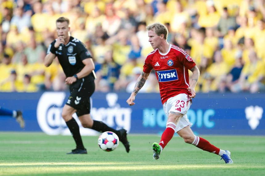 Adamsen kiszabaditja a Silkeborgot a Konferencia Ligaban izgalmas merkozesen Izlandon