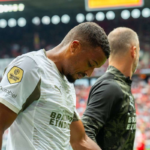 Alassane Plea Egy PSV csatar terdserules miatt kihagyja 2025 hatralevo reszet