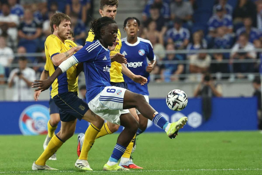 Hsies Brondby tuleli a francia rohamot a pocsek Strasbourg ellen a gol nelkuli dontetlennel