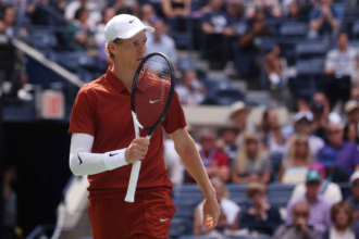 Jannik Sinner siman legyozi Alexei Popyrint az US Openen