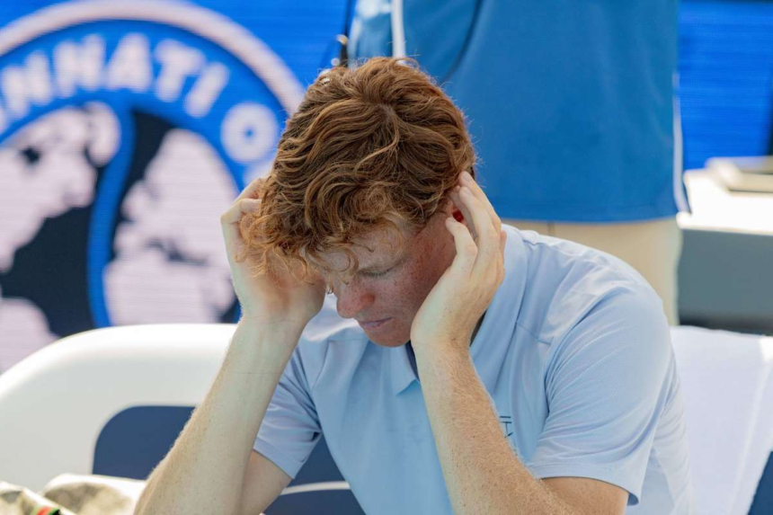 Jannik Sinner visszalepett az US Open vegyesparos tornajatol betegseg miatt