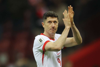 Robert Lewandowski Az uj lengyel szovetsegi kapitany szerint a csatar visszaterne de lehet hogy nem kapja vissza a kapitanyi karszalagot