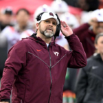 A Virginia Tech kirugta Brent Pry foedzot a szezon 0 3 as kezdete utan