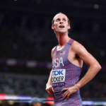 Amerikai remenyseg Hocker diszkvalifikaltak 1500m elofutamabol lokdosodes miatt