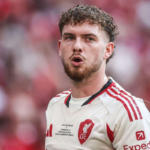 Az Aston Villa kolcsonvette Harvey Elliotthoz a Liverpooltol