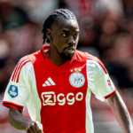 Bertrand Traore Sunderland keszul hogy leigazoljon egy masik Ajax csillagot
