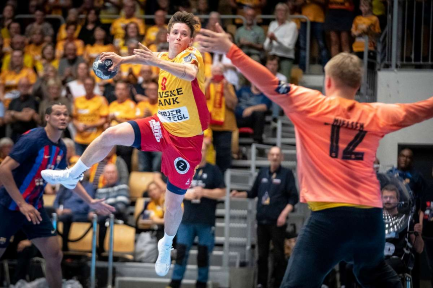Emil Nielsen frusztralja a GOG ot mikozben a Barcelona tokeletesen kezdi meg a Bajnokok Ligajat