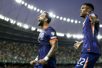 Holland legyozte Litvaniat Memphis rekordot dontott