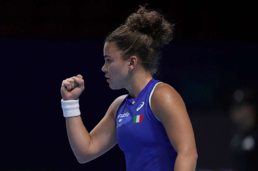 Jasmine Paolini dominava vezeti Olaszorszagot az USA ellen a Billie Jean King Kupa cimenek megvedeseert