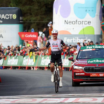 Jay Vine sprintelt a gyozelemert a Vuelta 10 szakaszan mig Jonas Vingegaard visszaszerezte a vezetest