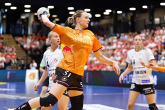 Odense szerzodtette cseh profiljat nagy uj sztarkent de a terhesseg keresztulhuzta a terveiket