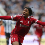 Tinedzser szenzacio Rio Ngumoha alairta elso profi szerzodeset a Liverpoollal