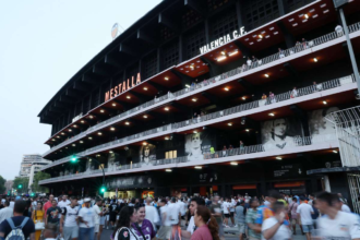 laliga valencia es real oviedo merkozes elhalasztva az eso miatt
