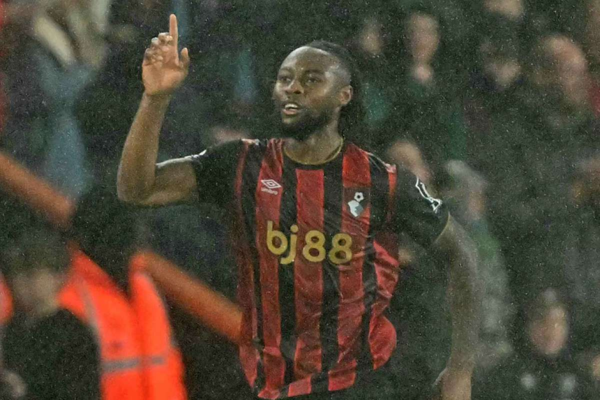 A Bournemouth legyozte a Fulhamot es masodik helyre lepett Semenyo es Kluivert latvanyos goljainak koszonhetoen