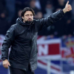 A rangers kirugta russell martint a szornyu szezonkezdes utan