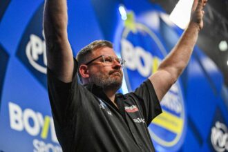 Littler sokkolo vereseget szenvedett Wadetol az Europa bajnoksagon Noppert legyozte az elso kiemelt Aspinallt