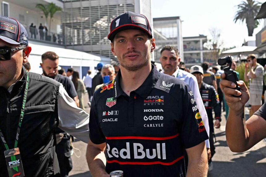 Max Verstappen a rivalisok visszavonulasara tamaszkodik F1 es cimmel kapcsolatos almainak megorzeseeben