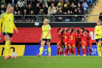 Putellas ragyog ahogy Spanyolorszag siman legyozi Svedorszagot a Noi Nemzetek Ligaja dontojebe