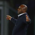 A kieses ellen kuzdo Genoa menesztette Vieira edzot a Serie A szezon nyeretlen kezdete utan