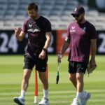 Anglia nevsora az elso Ashes tesztre Mark Wood gyors bowlingjaval