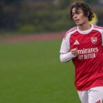 Az Arsenal tinedzsere Luis Munoz tortenelmet ir mint a legfiatalabb UEFA Ifjusagi Liga jatekos