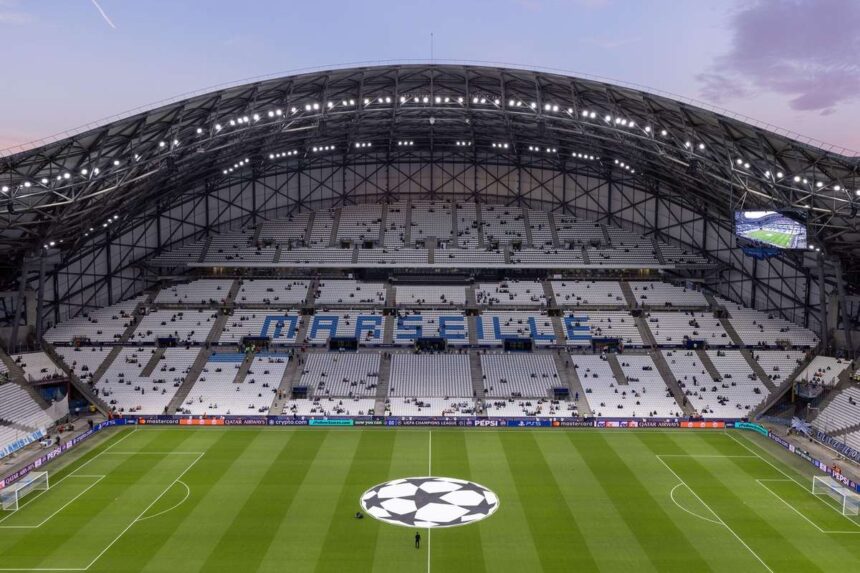 Az UEFA reszleges stadionbezarast rendelt el Marseille szamara a Newcastle elleni merkozesre