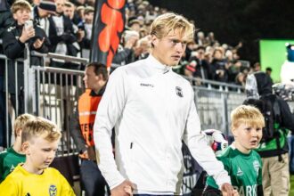 Dan Superliga Az AGF megnyerte a csucsrangadot az FCK ellen mig az FCM 21 ev ota a legnagyobb gyozelmet aratta
