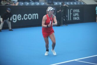 Dania kiesett a Billie Jean King Kupabol miutan a fenyes kezdes ellenere vereseget szenvedett Kanadatol