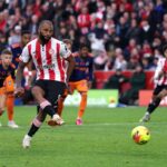 Egett kiallitva a Brentford fordit es megdonti az elkedvetlenedett Newcastle t