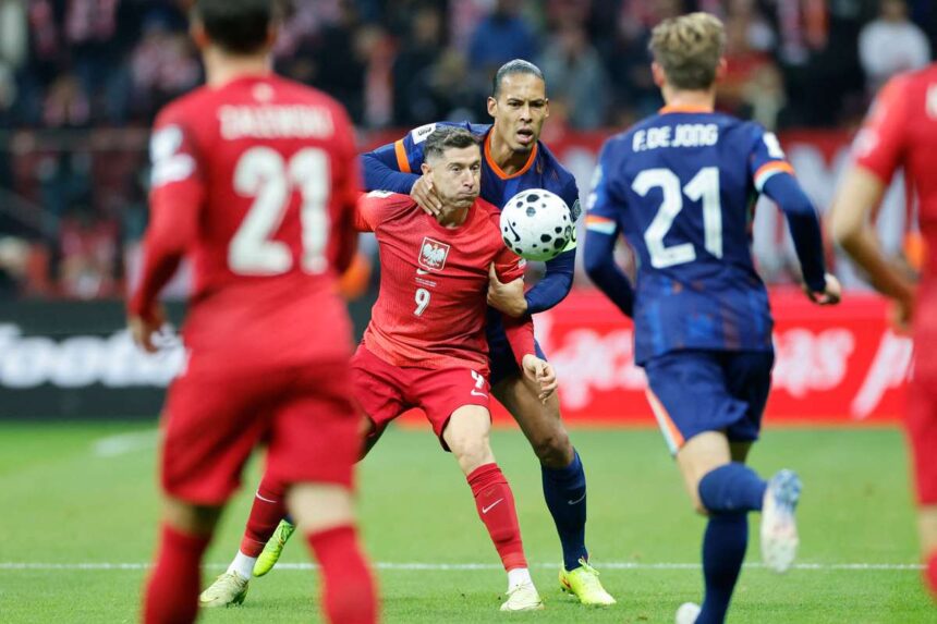 Hollandianak szinte biztos a vilagbajnoki szereples a lengyelek ellen dontetlennel