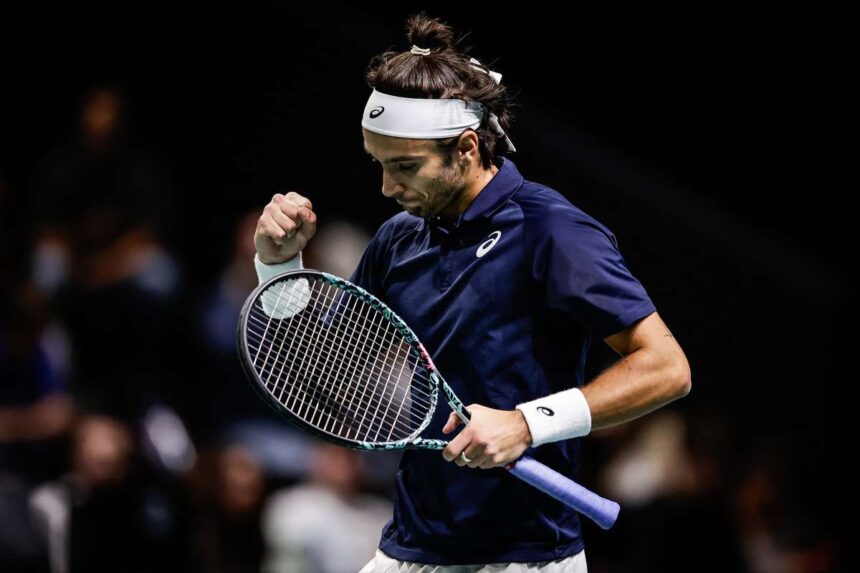 Musetti bejutott a legjobb negy koze Athenban hogy versenyben maradjon az ATP Dontoert