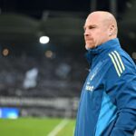 Nottingham Forest Dyche figyelmeztet a fiatal jatekosok tulzott jovedelmenek veszelyeire