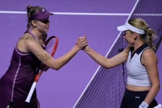 Rybakina legyozi Alexandrovt miutan Keys visszalepett az WTA Donton