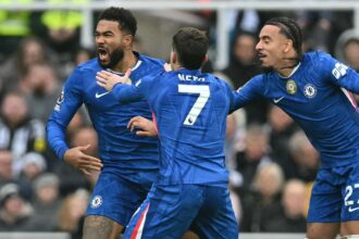 A Chelsea 2 0 rol felallva dontetlent jatszik a Newcastle ellen