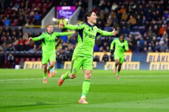 A Fulham 3 2 re nyert a Burnley ellen