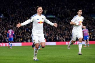 A Leeds megsemmisiti a Crystal Palace t igy hat ponttal eltavlodik a kiesesi zonatol