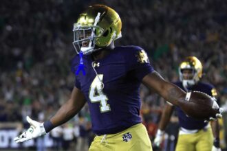 A Notre Dame Jeremiyah Love az elso a program torteneteben aki megnyerte a Doak Walker dijat