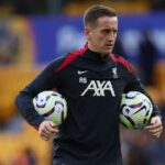 A liverpool elvalik aaron briggstol a szogletmester edzotol