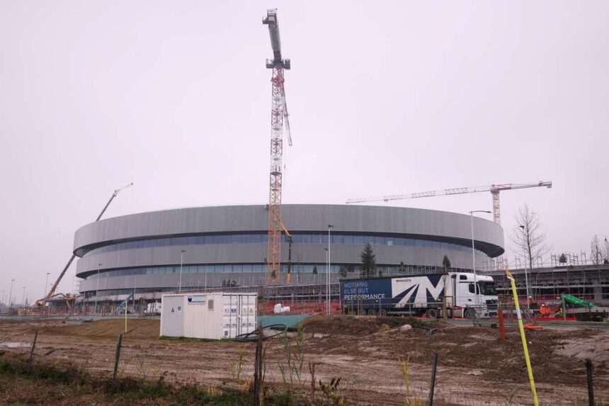 Jegkorong arena Milanoban januari tesztesemenyekre keszul a 2026 os teli olimpia elott