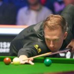 Judd Trump legyozi Ding Junhuijt hogy Neil Robertsonnal jatsszon az elodontoben az Egyesult Kiralysag Bajnoksagon