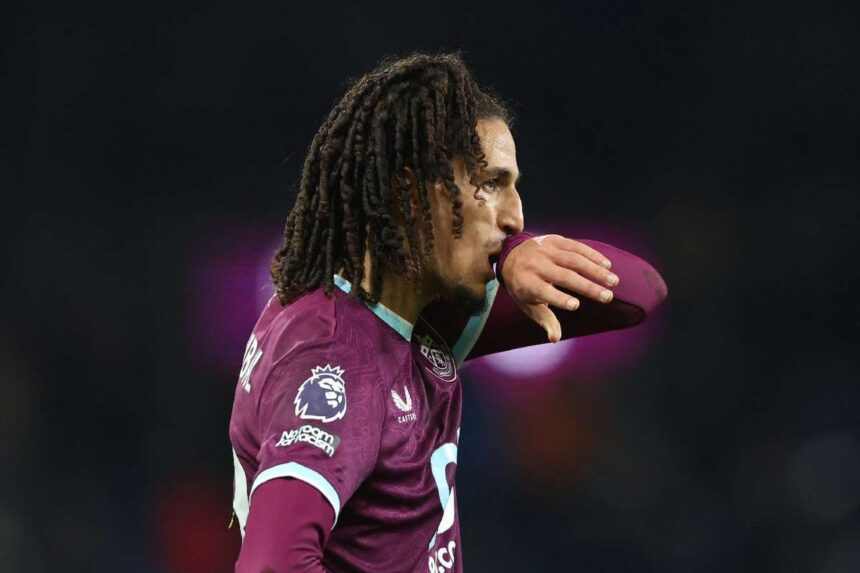Premier League Hannibal Mejbri eltiltast kapott miutan bevallotta hogy Leeds szurkolokra kopott