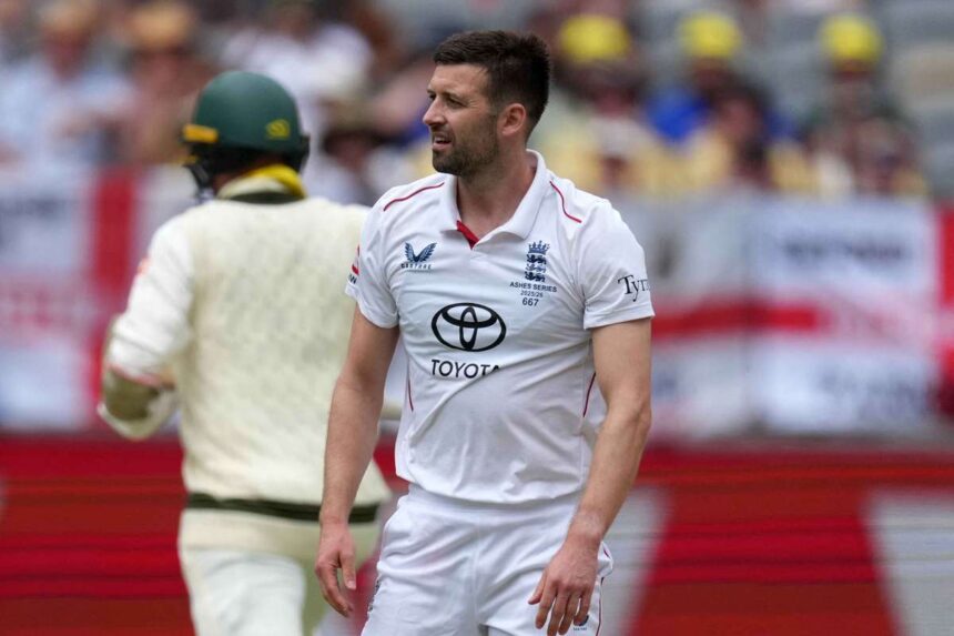 Wood kiallitva az Ashes hatalevo reszebol Fishert hozzaadtak a kerethez