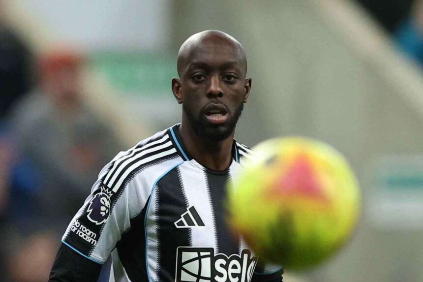 Yoane Wissa keszen all a tobb jatekpercre mikozben a Newcastle a Bajnokok Ligaja kieseses szakaszara keszul