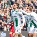 A Benfica varhatoan a Groningen kapitanyat es az Ajax celpontjat Stije Resinket celozza meg