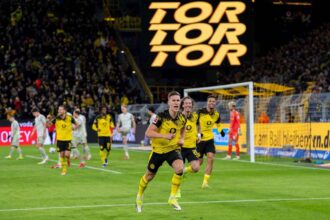 A Borussia Dortmund harom golt lott a Werder Bremennek igy elhuzott a masodik helyert folytatott harcban